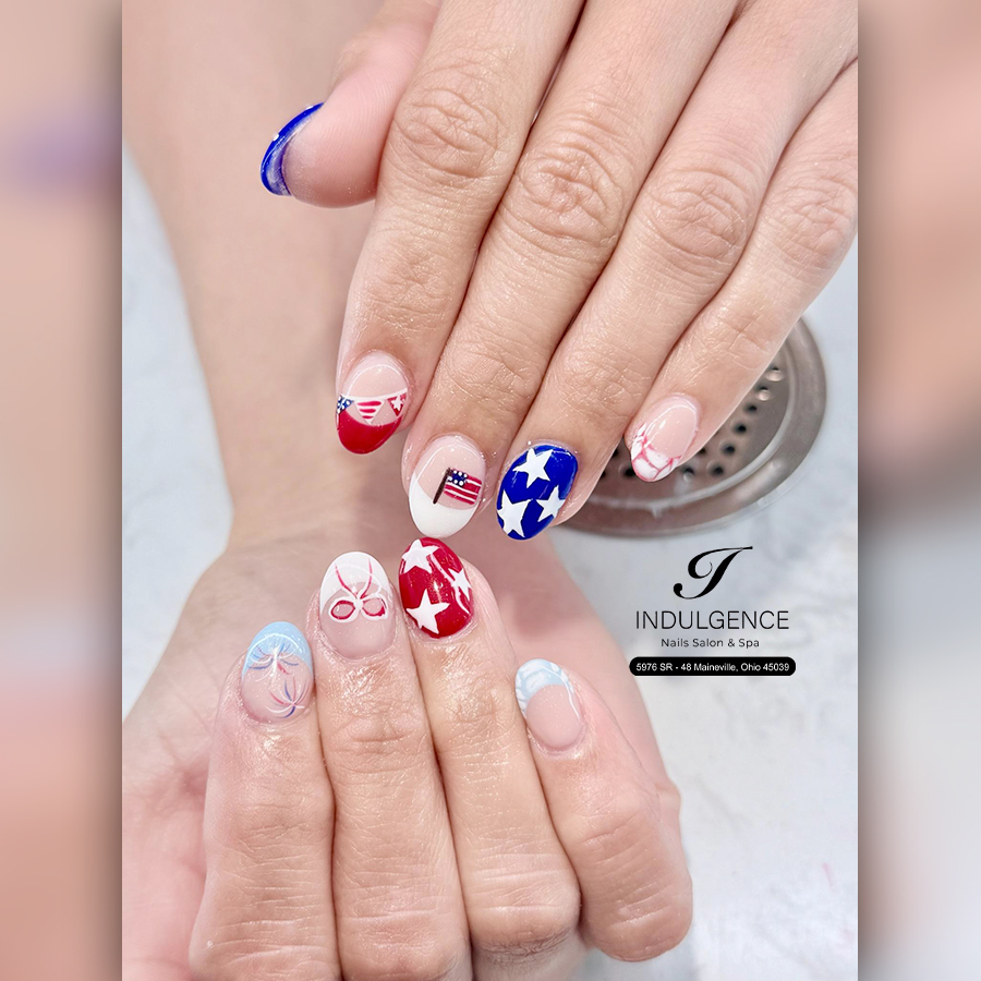 Trending July Nail Ideas
